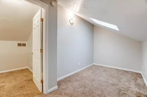 2713 Eugenie Ln, Cincinnati, OH 45211 photo 31