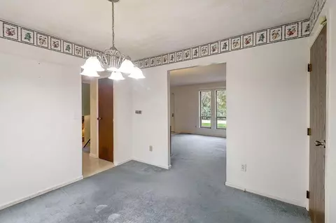 2414 Crest Rd, Cincinnati, OH 45231 photo 22