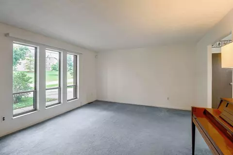 2414 Crest Rd, Cincinnati, OH 45231 photo 10