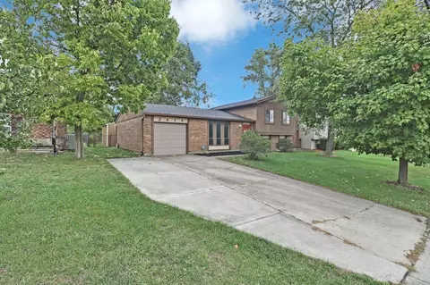 2414 Crest Rd, Cincinnati, OH 45231 photo 4