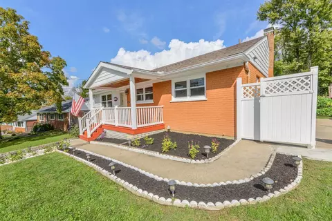 8808 Constance Ln, Cincinnati, OH 45231 photo 1