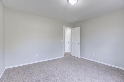 9995 Shellbark Ln, Cincinnati, OH 45231 photo 17
