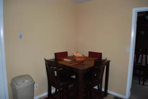 745 Danbury Rd, Forest Park, OH 45240 photo 12