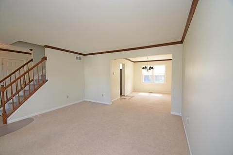 8635 Coran Dr, Cincinnati, OH 45255 photo 4