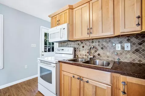 1120 Main St, Cincinnati, OH 45202 photo 16
