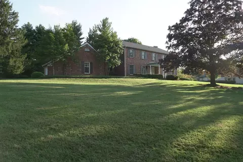 7519 Ayers Rd, Cincinnati, OH 45255 photo 5