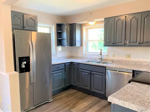 6563 Daly Rd, Cincinnati, OH 45224 photo 5