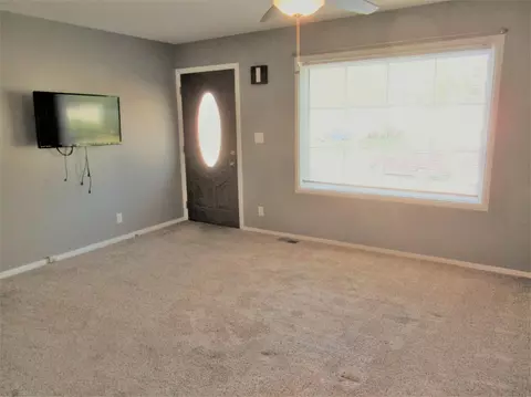 4296 Beechmont Dr, Cincinnati, OH 45244 photo 6