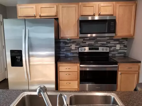 4296 Beechmont Dr, Cincinnati, OH 45244 photo 8