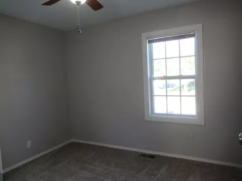 4296 Beechmont Dr, Cincinnati, OH 45244 photo 14