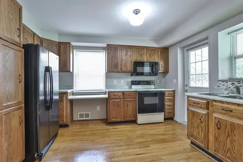 1003 Hempstead Dr, Cincinnati, OH 45231 photo 11