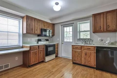 1003 Hempstead Dr, Cincinnati, OH 45231 photo 10