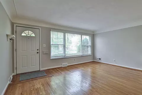 1003 Hempstead Dr, Cincinnati, OH 45231 photo 5