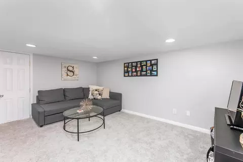 8905 Summit Ave, Blue Ash, OH 45242 photo 18