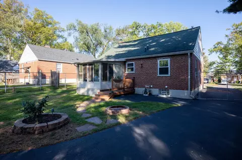 8905 Summit Ave, Blue Ash, OH 45242 photo 22
