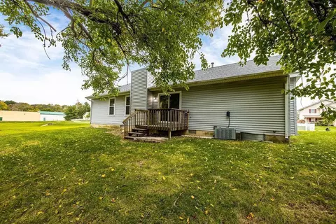 615 Davis Dr, Monroe, OH 45050 photo 4