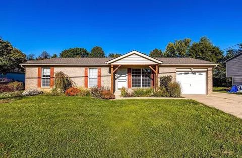 4777 Klatte Rd, Cincinnati, OH 45244 photo 3