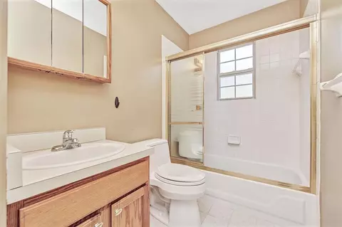 4777 Klatte Rd, Cincinnati, OH 45244 photo 17