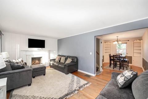 8070 Colette Ln, Cincinnati, OH 45224 photo 5