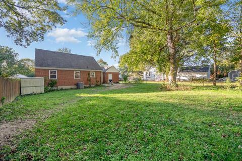 8070 Colette Ln, Cincinnati, OH 45224 photo 4