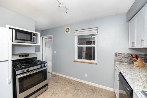 8070 Colette Ln, Cincinnati, OH 45224 photo 11
