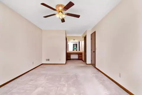 9548 Brownstone Ct, West Chester, OH 45241 photo 12