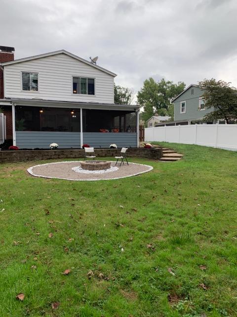 19 Brompton Ln, Greenhills, OH 45218 photo 5
