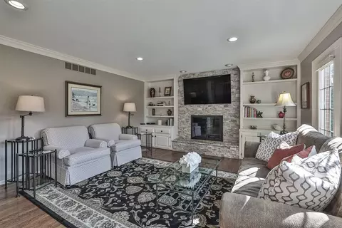 5577 Samstone Ct, Blue Ash, OH 45242 photo 6