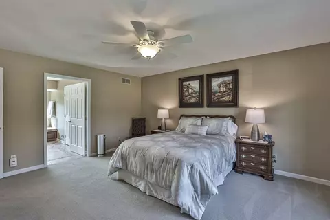 5577 Samstone Ct, Blue Ash, OH 45242 photo 18