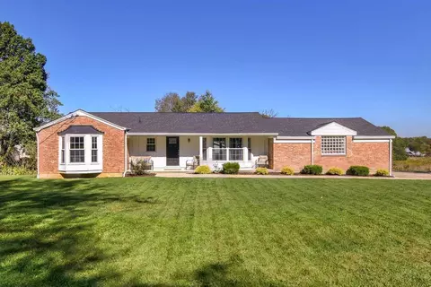 9894 Lorelei Dr, Cincinnati, OH 45231 photo 1