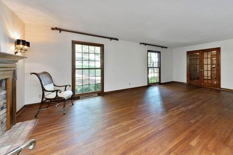 5871 Ropes Dr, Cincinnati, OH 45244 photo 6