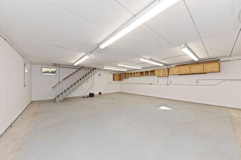 5871 Ropes Dr, Cincinnati, OH 45244 photo 40