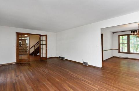5871 Ropes Dr, Cincinnati, OH 45244 photo 5