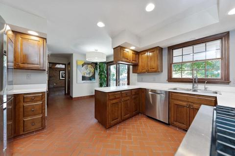 5871 Ropes Dr, Cincinnati, OH 45244 photo 16