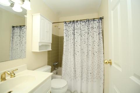 844 Cedarhill Dr, Cincinnati, OH 45240 photo 24