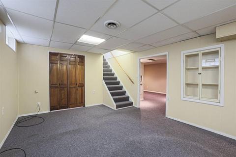 54 Hamlin Dr, Greenhills, OH 45218 photo 21