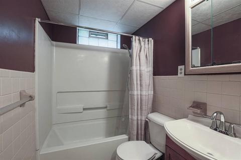 54 Hamlin Dr, Greenhills, OH 45218 photo 24