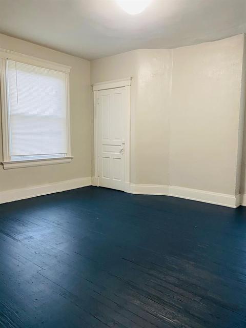 1031 Beech Ave, Cincinnati, OH 45205 photo 4