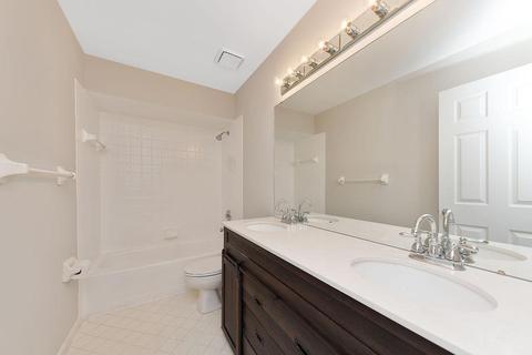 882 Castlebay Dr, Cincinnati, OH 45245 photo 42