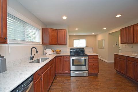 4048 Paddock Rd, Cincinnati, OH 45229 photo 12