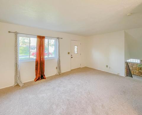 1417 Randomhill Rd, Cincinnati, OH 45231 photo 2