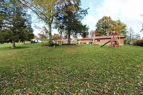 877 Sycamore Blvd, Cincinnati, OH 45245 photo 5