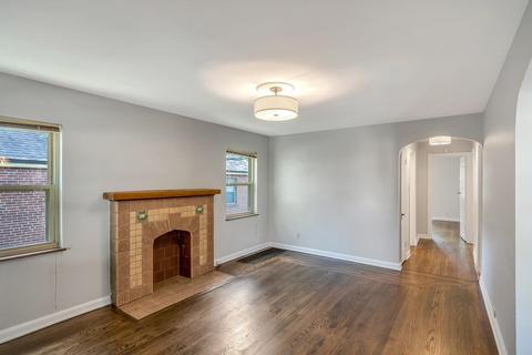 3307 Glenhurst Pl, Cincinnati, OH 45209 photo 5