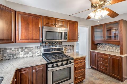 3307 Glenhurst Pl, Cincinnati, OH 45209 photo 13
