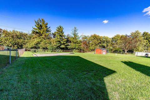 1036 Ironstone Dr, Forest Park, OH 45240 photo 2