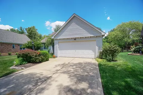 3048 Chatham Ct, Maineville, OH 45039 photo 2
