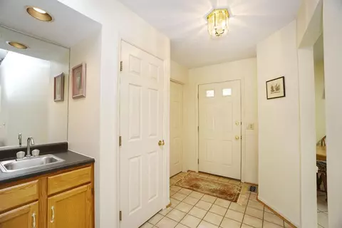 3048 Chatham Ct, Maineville, OH 45039 photo 4