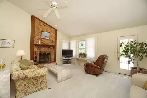 3048 Chatham Ct, Maineville, OH 45039 photo 8
