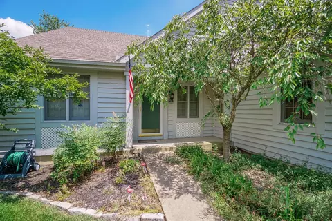 3048 Chatham Ct, Maineville, OH 45039 photo 3