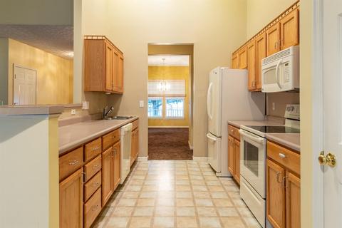 4231 Silver Streak Dr, Cincinnati, OH 45245 photo 7